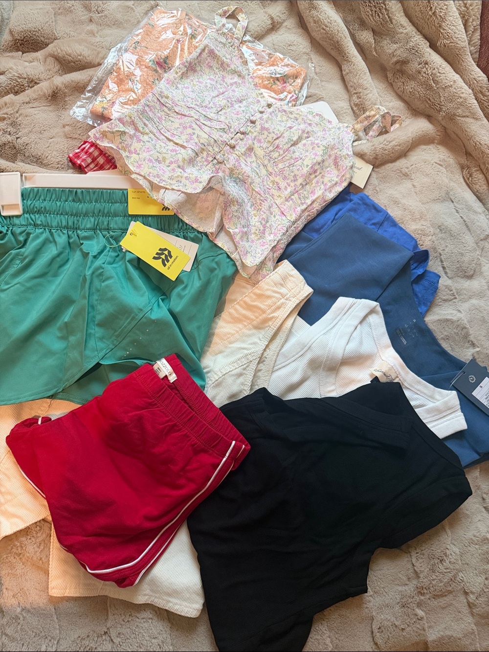 Elodie, All In Motion, Universal Thread Women’s Clothing Bundle